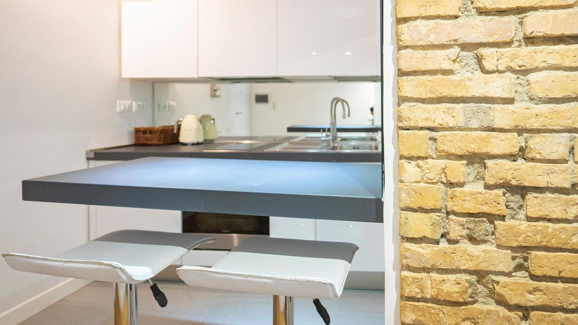 Delightful Apartment-rome Center Apartment *